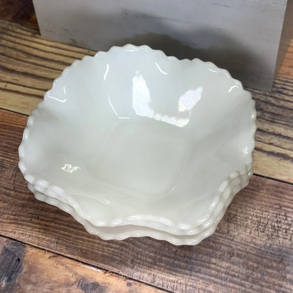 Set of 4 Vintage Hazel Atlas‎ White Milk Glass Diamond Pattern Nut Dishes MCM